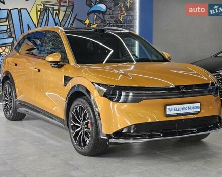 Zeekr 7X 2024 в Днепре (Днепропетровске) на Automoto.ua Желтый Zeekr 7X, объемом двигателя 0 л и пробегом 12 тыс. км за 43200 $, фото 3 на Automoto.ua