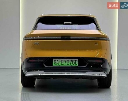 Жовтий Zeekr 7X, об'ємом двигуна 0 л та пробігом 6 тис. км за 38000 $, фото 3 на Automoto.ua