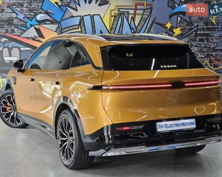 Zeekr 7X 2024 в Днепре (Днепропетровске) на Automoto.ua Желтый Zeekr 7X, объемом двигателя 0 л и пробегом 12 тыс. км за 43200 $, фото 5 на Automoto.ua