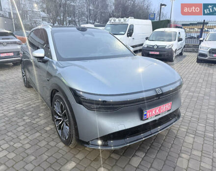 Серый Zeekr 7X, объемом двигателя 0 л и пробегом 3 тыс. км за 44900 $, фото 11 на Automoto.ua