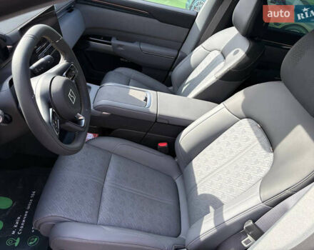 Сірий Zeekr 7X, об'ємом двигуна 0 л та пробігом 1 тис. км за 41900 $, фото 15 на Automoto.ua
