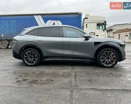 Серый Zeekr 7X, объемом двигателя 0 л и пробегом 2 тыс. км за 46300 $, фото 4 на Automoto.ua