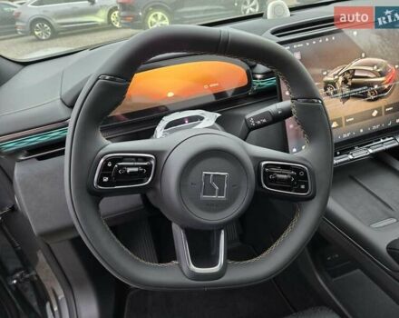 Серый Zeekr 7X, объемом двигателя 0 л и пробегом 1 тыс. км за 40888 $, фото 30 на Automoto.ua