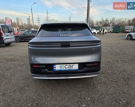 Серый Zeekr 7X, объемом двигателя 0 л и пробегом 1 тыс. км за 40888 $, фото 17 на Automoto.ua