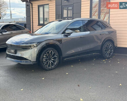 Zeekr 7X 2025 в Киеве на Automoto.ua Серый Zeekr 7X, объемом двигателя 0 л и пробегом 1 тыс. км за 44950 $, фото 1 на Automoto.ua
