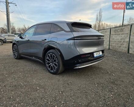 Серый Zeekr 7X, объемом двигателя 0 л и пробегом 1 тыс. км за 40888 $, фото 19 на Automoto.ua