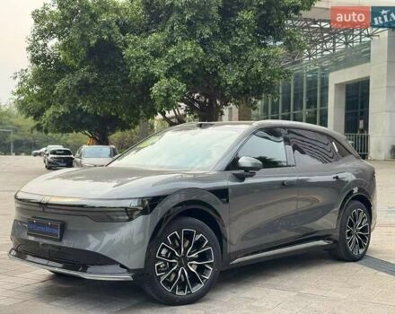 Сірий Zeekr 7X, об'ємом двигуна 0 л та пробігом 1 тис. км за 39999 $, фото 1 на Automoto.ua