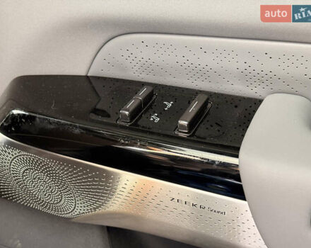 Zeekr 7X 2025 в Киеве на Automoto.ua Серый Zeekr 7X, объемом двигателя 0 л и пробегом 1 тыс. км за 44950 $, фото 14 на Automoto.ua