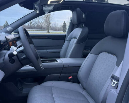 Серый Zeekr 7X, объемом двигателя 0 л и пробегом 1 тыс. км за 46000 $, фото 13 на Automoto.ua