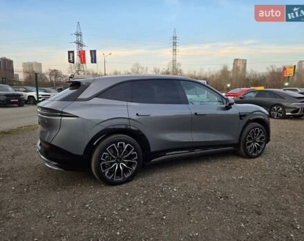 Серый Zeekr 7X, объемом двигателя 0 л и пробегом 1 тыс. км за 40888 $, фото 10 на Automoto.ua