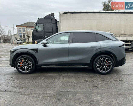 Серый Zeekr 7X, объемом двигателя 0 л и пробегом 2 тыс. км за 46300 $, фото 8 на Automoto.ua