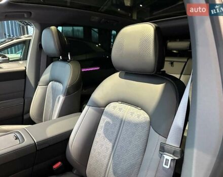 Серый Zeekr 7X, объемом двигателя 0 л и пробегом 1 тыс. км за 39500 $, фото 13 на Automoto.ua
