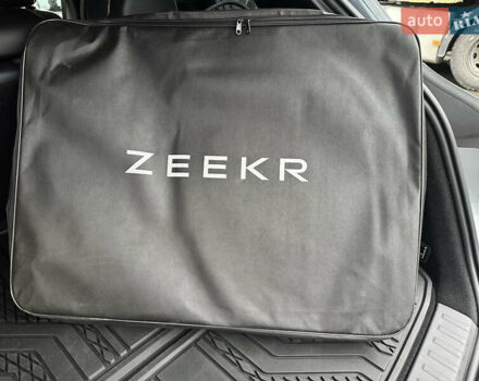 Серый Zeekr 7X, объемом двигателя 0 л и пробегом 2 тыс. км за 46300 $, фото 20 на Automoto.ua