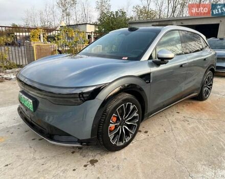 Серый Zeekr 7X, объемом двигателя 0 л и пробегом 9 тыс. км за 40000 $, фото 1 на Automoto.ua