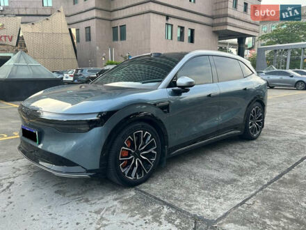 Zeekr 7X 2024 у Києві на Automoto.ua Синій Zeekr 7X, об'ємом двигуна 0 л та пробігом 11 тис. км за 34100 $, фото 1 на Automoto.ua