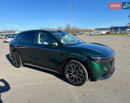 Зеленый Zeekr 7X, объемом двигателя 0 л и пробегом 9 тыс. км за 44999 $, фото 3 на Automoto.ua