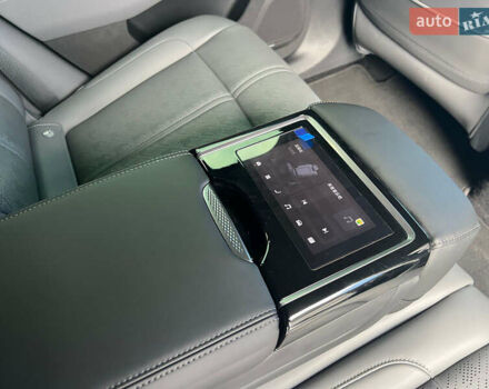 Зеленый Zeekr 7X, объемом двигателя 0 л и пробегом 9 тыс. км за 43999 $, фото 4 на Automoto.ua