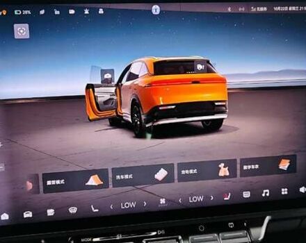 Zeekr 7X 2024 у Києві на Automoto.ua Помаранчевий Zeekr 7X, об'ємом двигуна 0 л та пробігом 6 тис. км за 38999 $, фото 20 на Automoto.ua