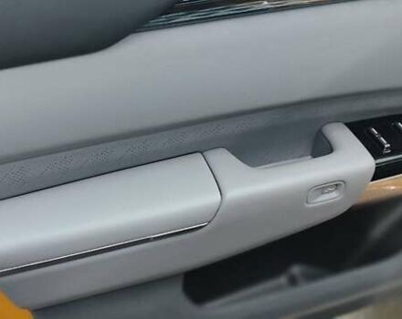 Zeekr 7X 2024 у Києві на Automoto.ua Помаранчевий Zeekr 7X, об'ємом двигуна 0 л та пробігом 6 тис. км за 38999 $, фото 45 на Automoto.ua