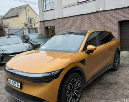 Оранжевый Zeekr 7X, объемом двигателя 0 л и пробегом 15 тыс. км за 50000 $, фото 2 на Automoto.ua