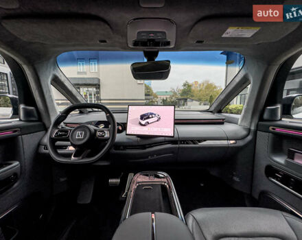Білий Zeekr Mix, об'ємом двигуна 0 л та пробігом 1 тис. км за 46850 $, фото 25 на Automoto.ua