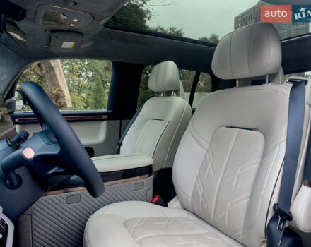 Білий Zeekr Mix, об'ємом двигуна 0 л та пробігом 4 тис. км за 46850 $, фото 13 на Automoto.ua