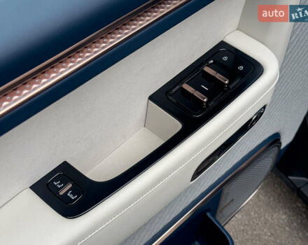 Білий Zeekr Mix, об'ємом двигуна 0 л та пробігом 4 тис. км за 46850 $, фото 16 на Automoto.ua