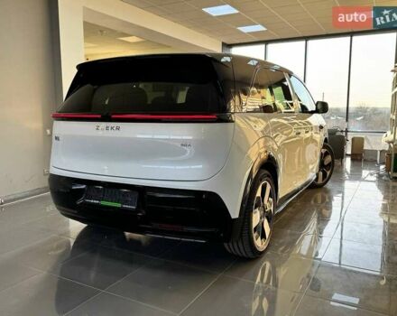 Белый Zeekr Mix, объемом двигателя 0 л и пробегом 1 тыс. км за 49899 $, фото 5 на Automoto.ua