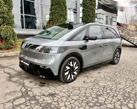 Zeekr Mix, объемом двигателя 0 л и пробегом 3 тыс. км за 46500 $, фото 6 на Automoto.ua