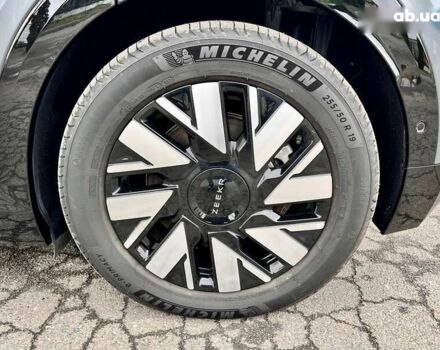 Zeekr Mix, объемом двигателя 0 л и пробегом 3 тыс. км за 46500 $, фото 16 на Automoto.ua