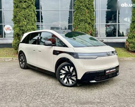 Zeekr Mix, объемом двигателя 0 л и пробегом 3 тыс. км за 46500 $, фото 2 на Automoto.ua