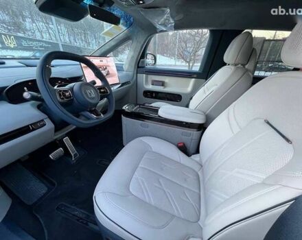 Zeekr Mix, объемом двигателя 0 л и пробегом 40 тыс. км за 46999 $, фото 7 на Automoto.ua