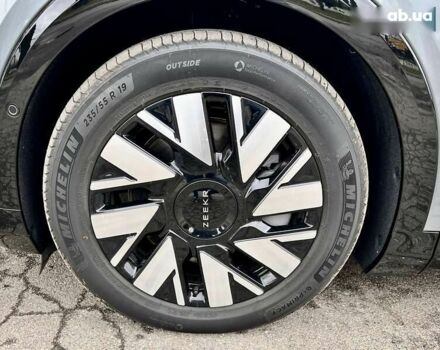 Zeekr Mix, объемом двигателя 0 л и пробегом 3 тыс. км за 46500 $, фото 17 на Automoto.ua