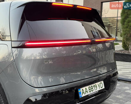 Сірий Zeekr Mix, об'ємом двигуна 0 л та пробігом 1 тис. км за 45999 $, фото 20 на Automoto.ua