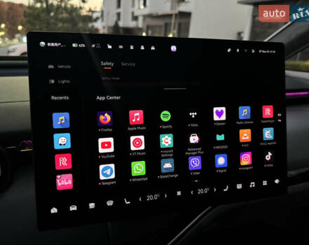 Сірий Zeekr Mix, об'ємом двигуна 0 л та пробігом 1 тис. км за 45999 $, фото 59 на Automoto.ua