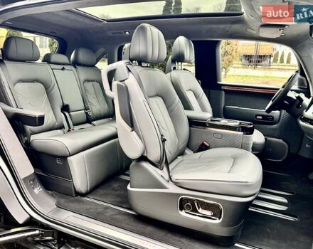 Серый Zeekr Mix, объемом двигателя 0 л и пробегом 3 тыс. км за 46900 $, фото 49 на Automoto.ua