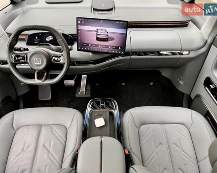 Серый Zeekr Mix, объемом двигателя 0 л и пробегом 3 тыс. км за 46900 $, фото 33 на Automoto.ua