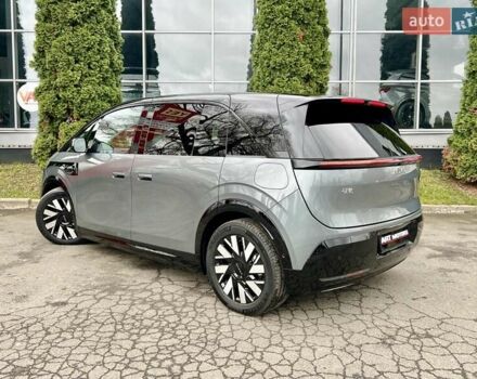 Серый Zeekr Mix, объемом двигателя 0 л и пробегом 3 тыс. км за 46900 $, фото 5 на Automoto.ua