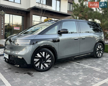 Сірий Zeekr Mix, об'ємом двигуна 0 л та пробігом 1 тис. км за 45999 $, фото 6 на Automoto.ua