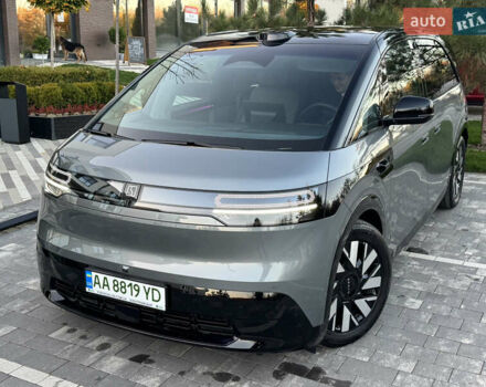 Сірий Zeekr Mix, об'ємом двигуна 0 л та пробігом 1 тис. км за 45999 $, фото 3 на Automoto.ua