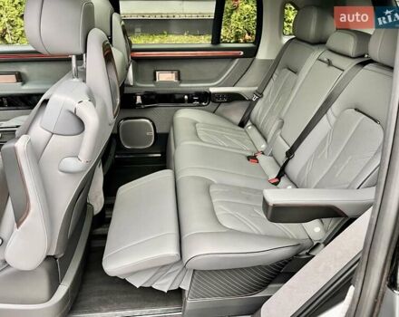 Серый Zeekr Mix, объемом двигателя 0 л и пробегом 3 тыс. км за 46900 $, фото 32 на Automoto.ua