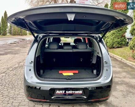 Серый Zeekr Mix, объемом двигателя 0 л и пробегом 3 тыс. км за 46900 $, фото 13 на Automoto.ua