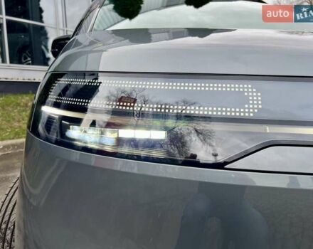 Серый Zeekr Mix, объемом двигателя 0 л и пробегом 3 тыс. км за 46900 $, фото 19 на Automoto.ua