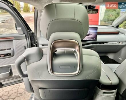 Серый Zeekr Mix, объемом двигателя 0 л и пробегом 3 тыс. км за 46900 $, фото 30 на Automoto.ua