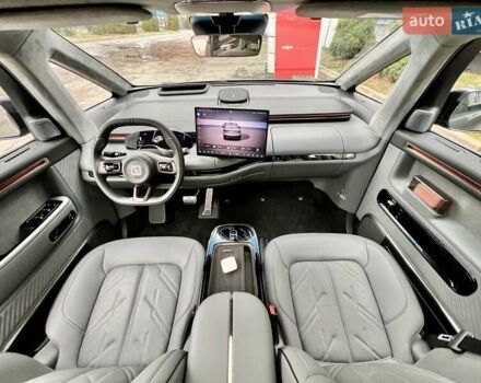 Серый Zeekr Mix, объемом двигателя 0 л и пробегом 3 тыс. км за 46900 $, фото 34 на Automoto.ua