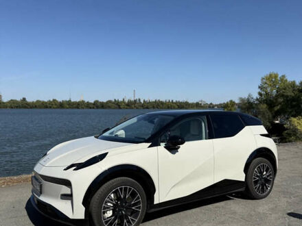 Бежевий Zeekr X, об'ємом двигуна 0 л та пробігом 8 тис. км за 28300 $, фото 1 на Automoto.ua