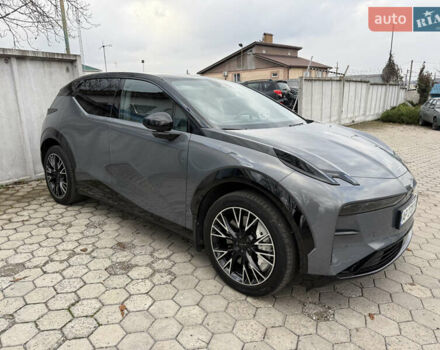 Серый Zeekr X, объемом двигателя 0 л и пробегом 15 тыс. км за 33000 $, фото 2 на Automoto.ua