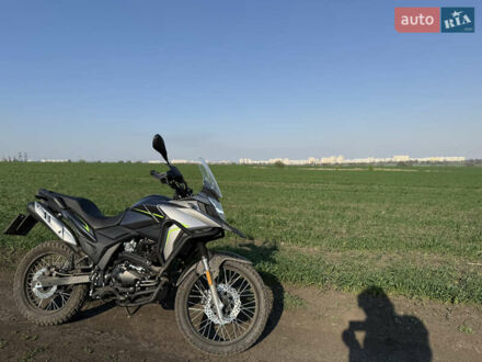 Zonsen Carerra 250 2024 у Харкові на Automoto.ua Чорний Zonsen Carerra 250, об'ємом двигуна 0.25 л та пробігом 1 тис. км за 1600 $, фото 1 на Automoto.ua