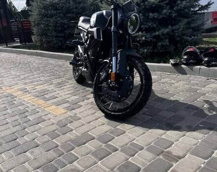 Черный Zontes ZT 200 GK, объемом двигателя 0.2 л и пробегом 7 тыс. км за 2150 $, фото 6 на Automoto.ua