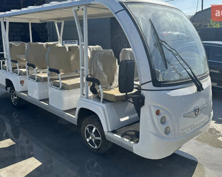 Белый Zuk A-11 пас, объемом двигателя 0 л и пробегом 1 тыс. км за 15000 $, фото 6 на Automoto.ua